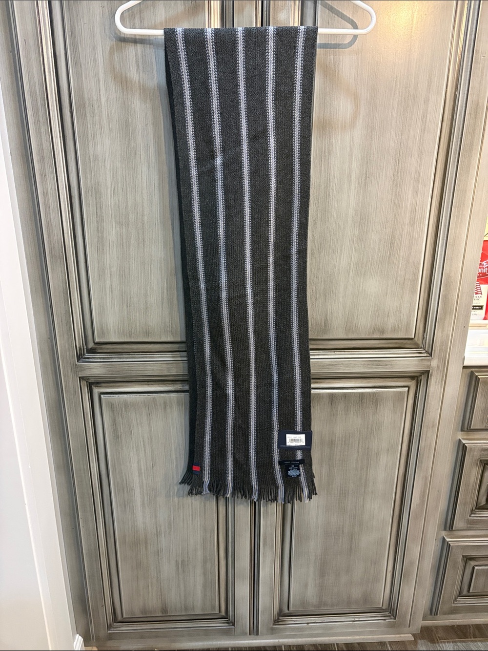 Tommy Hilfiger Gray Stripe Scarf
